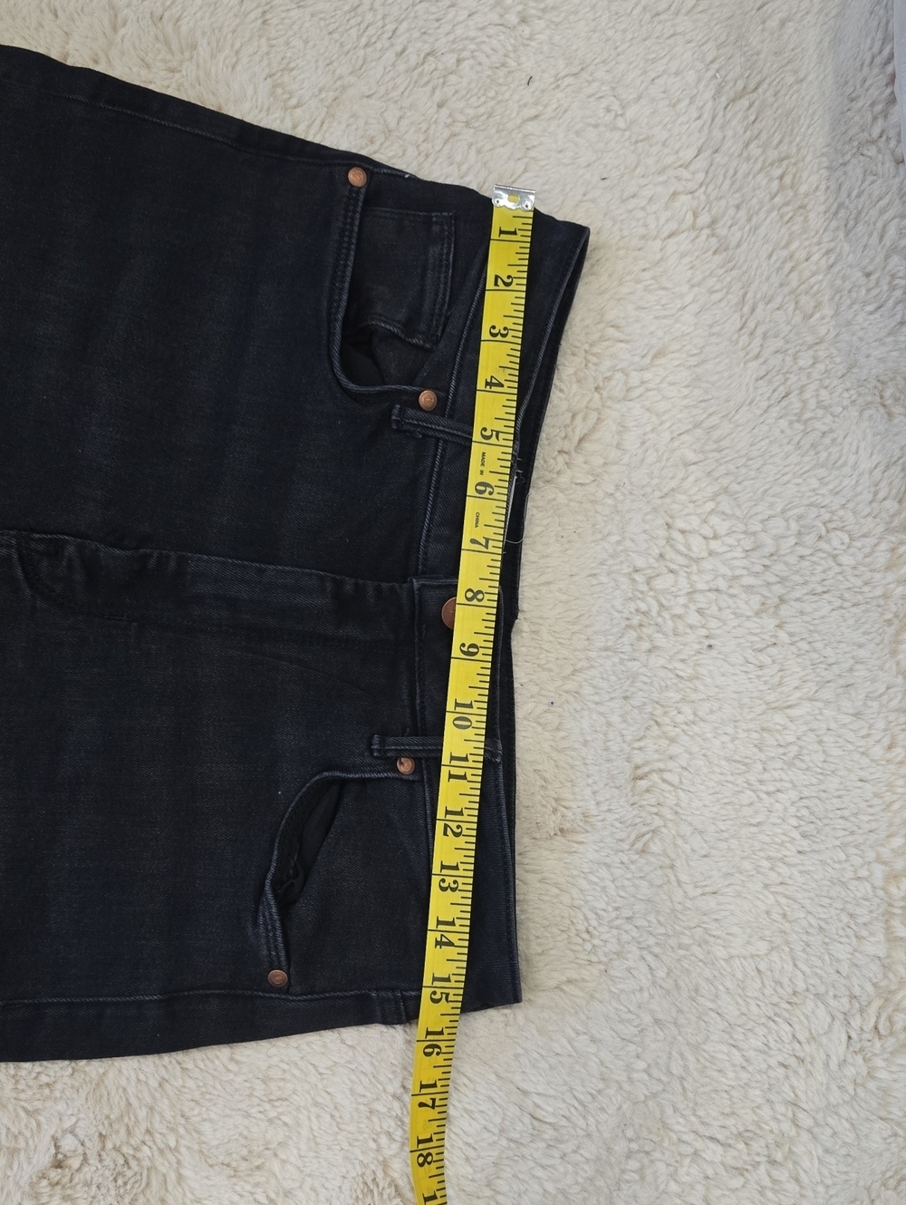 Pilcro Black Wide-Leg High-Rise Jeans - Picture 5 of 8
